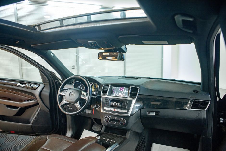 Mercedes-Benz M-класс, 3.0 л, АТ, 2012 фото 8