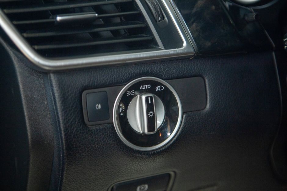 Mercedes-Benz M-класс, 3.0 л, АТ, 2012 фото 12