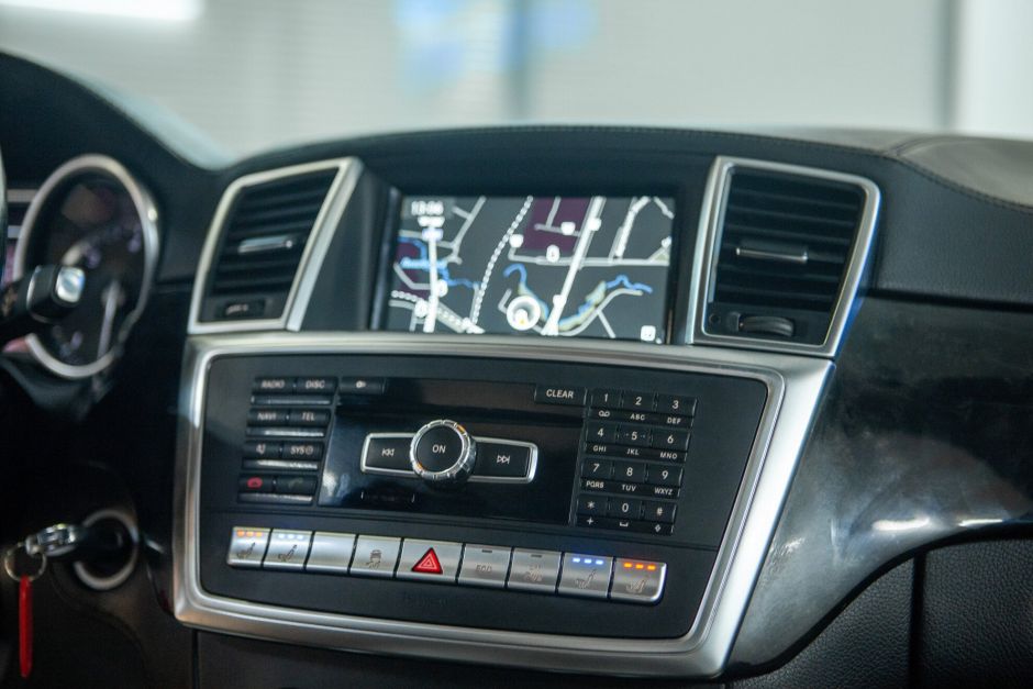 Mercedes-Benz M-класс, 3.0 л, АТ, 2012 фото 17