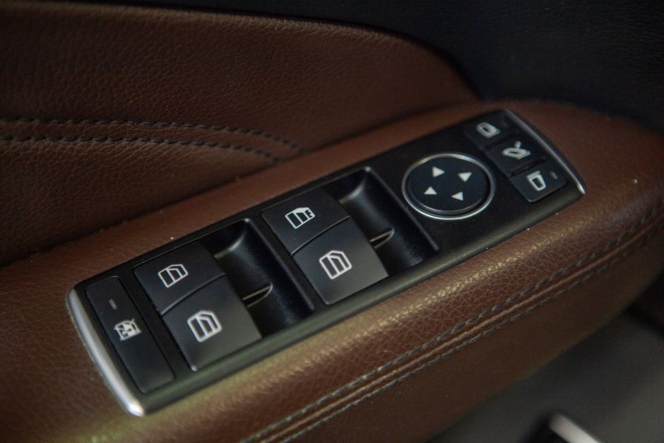 Mercedes-Benz M-класс, 3.0 л, АТ, 2012 фото 20