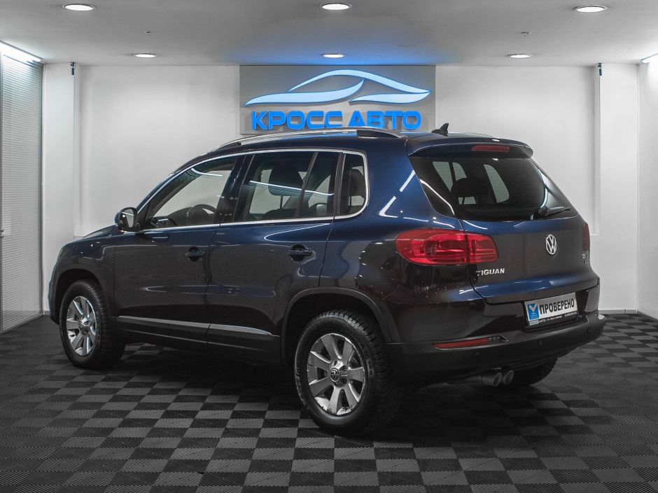 Volkswagen Tiguan, 2.0 л, АТ, 2012 фото 6
