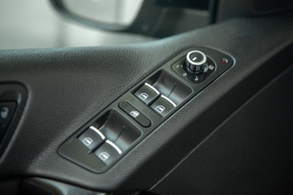 Volkswagen Tiguan, 2.0 л, АТ, 2012 фото 2