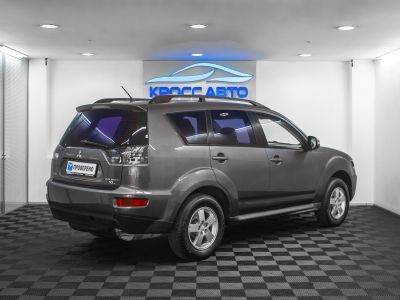 Mitsubishi Outlander, 2.0 л, CVT, 2011 фото 4