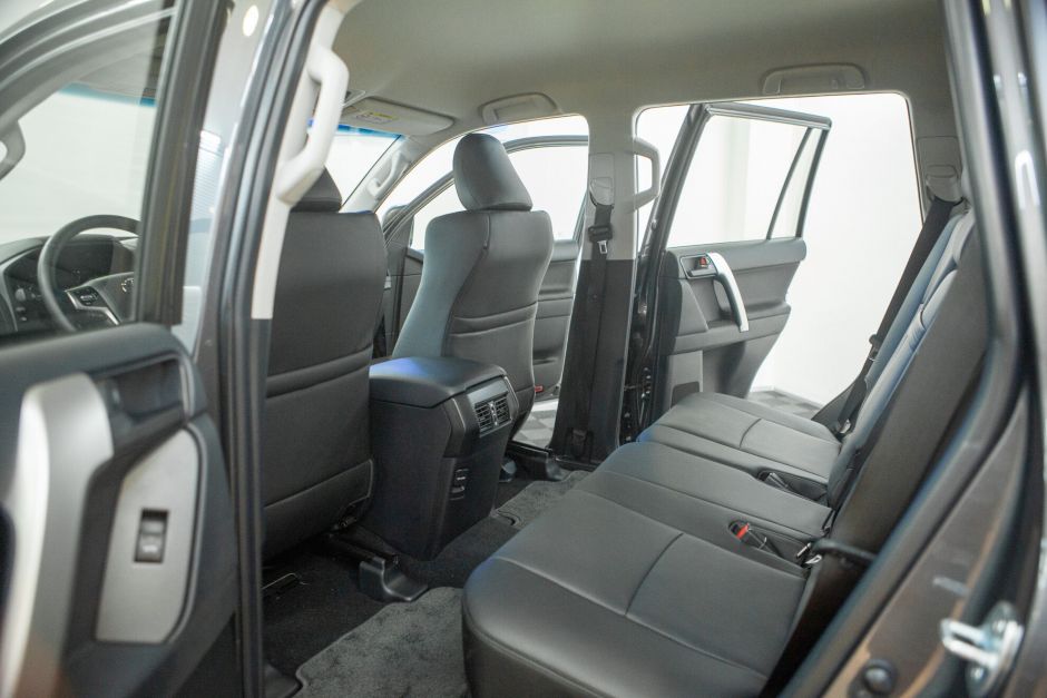 Toyota Land Cruiser Prado, 2.7 л, АТ, 2021 фото 8