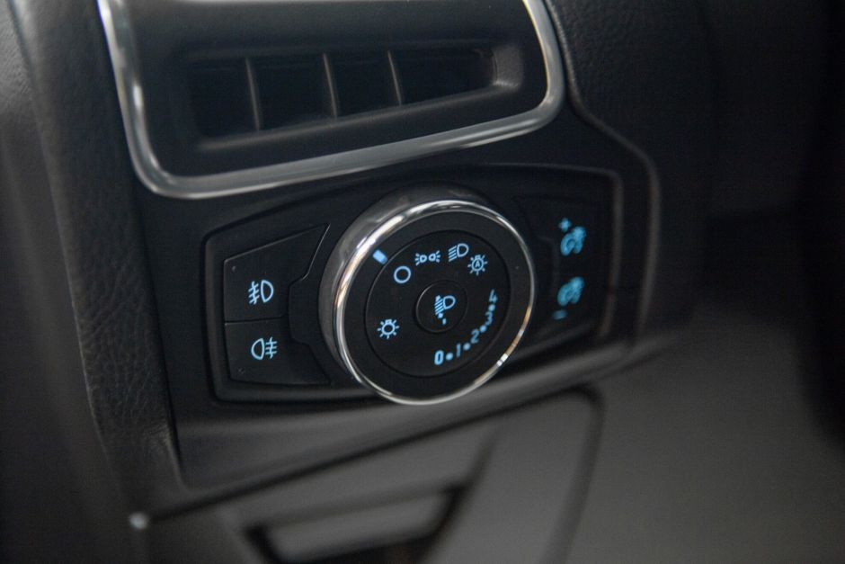 Ford Focus, 1.6 л, Робот, 2014 фото 8