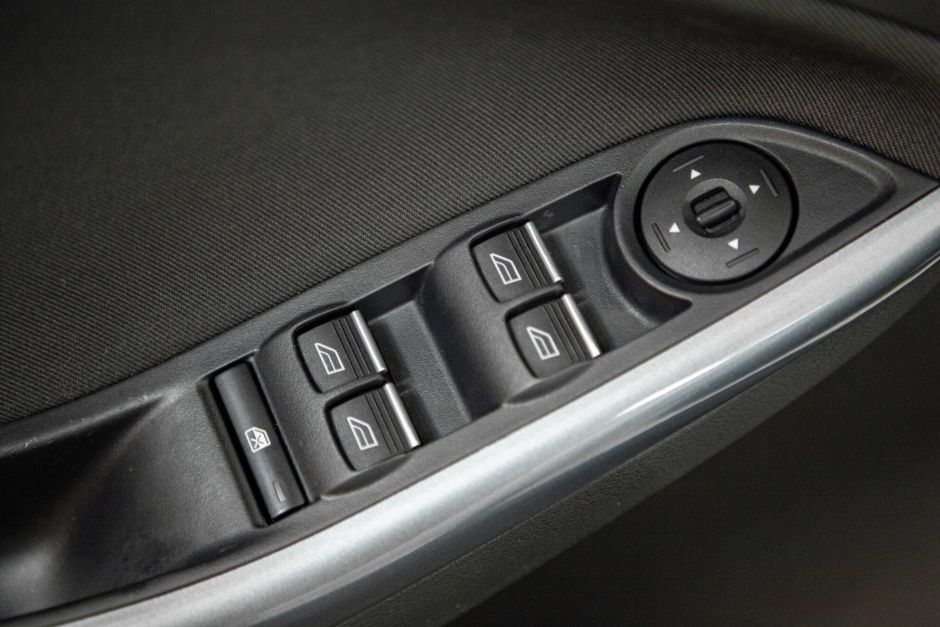 Ford Focus, 1.6 л, Робот, 2014 фото 2