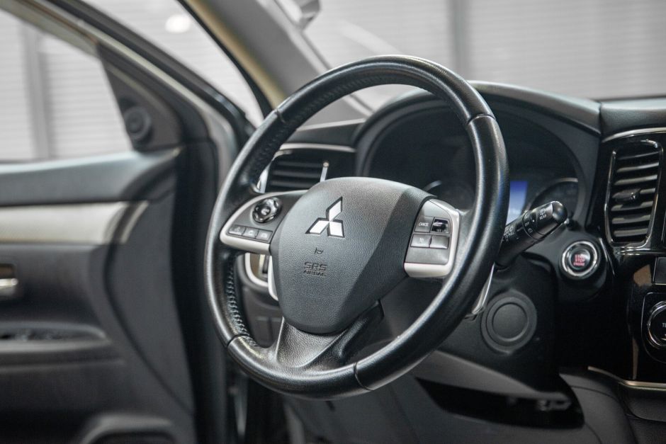 Mitsubishi Outlander, 2.4 л, Вариатор, 2012 фото 11