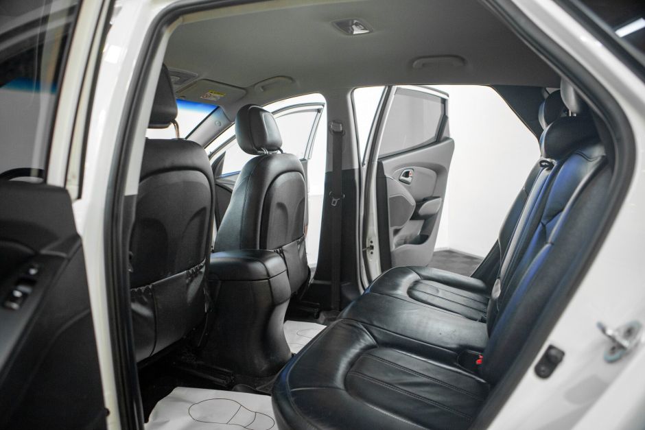 Hyundai ix35, 2.0 л, АТ, 2014 фото 8