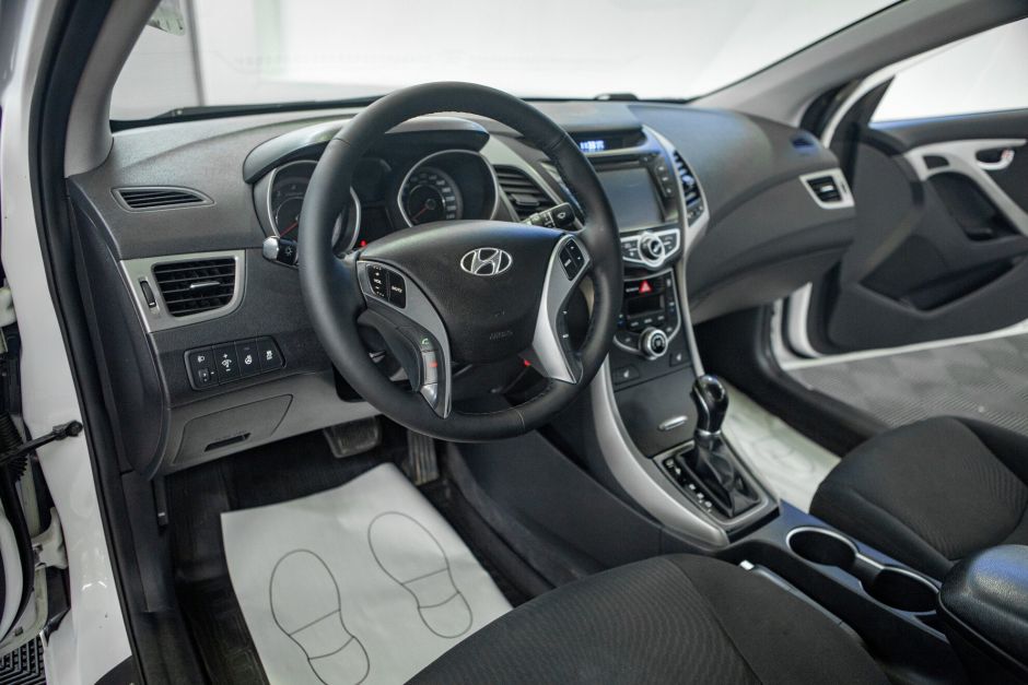 Hyundai Elantra, 1.8 л, АТ, 2014 фото 9