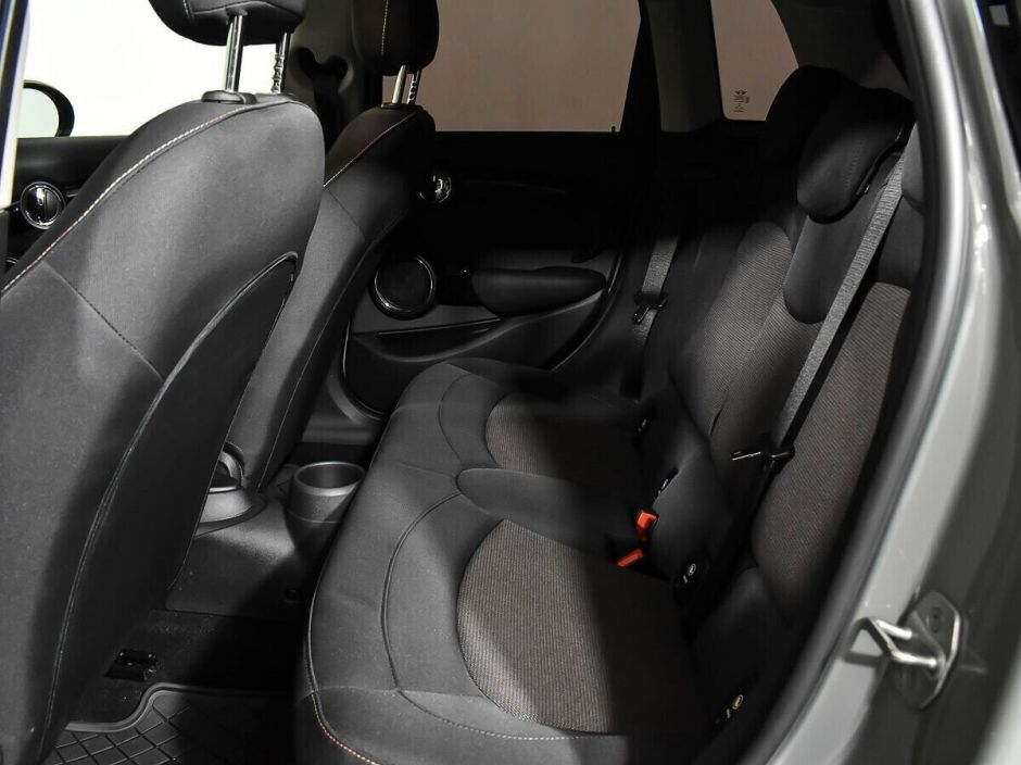 MINI Hatch, 1.5 л, Робот, 2018 фото 1