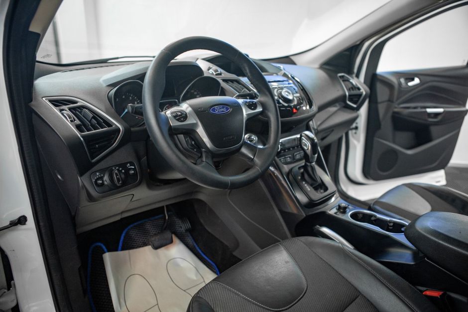 Ford Kuga, 1.6 л, АТ, 2014 фото 7