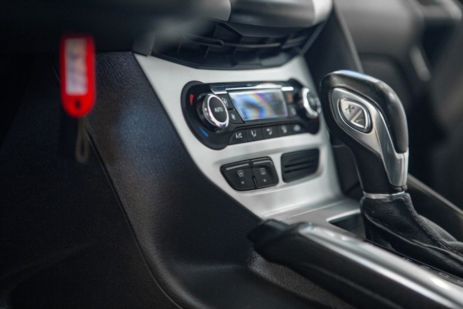 Ford Focus, 1.6 л, Робот, 2012 фото 9