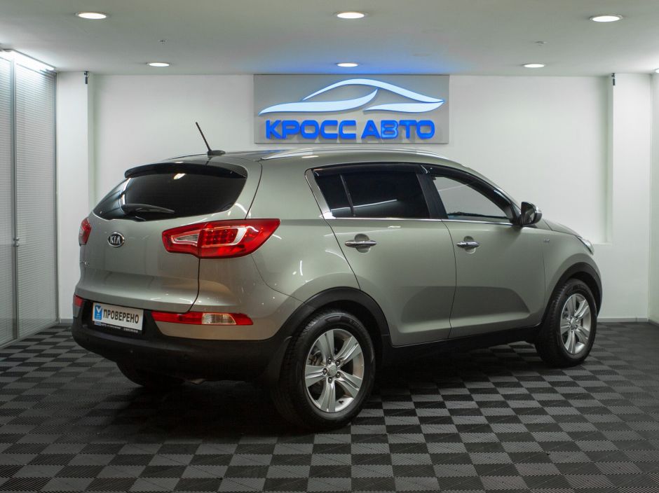 Kia Sportage, 2.0 л, АТ, 2011 фото 4