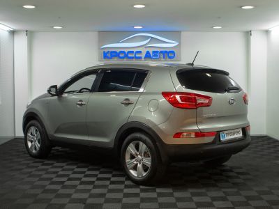 Kia Sportage, 2.0 л, АКПП, 2011 фото 6