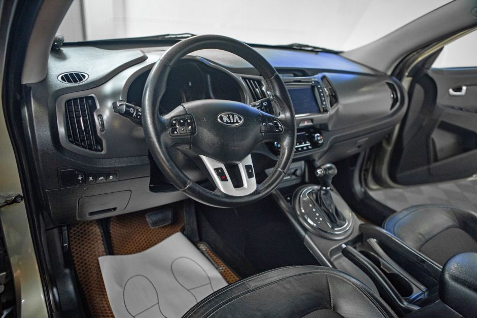 Kia Sportage, 2.0 л, АТ, 2011 фото 7
