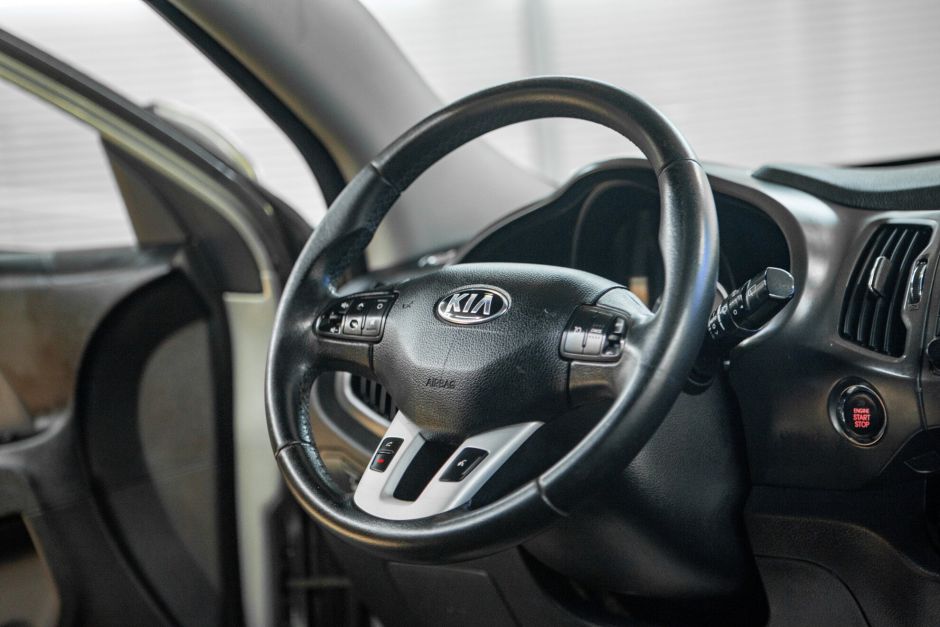 Kia Sportage, 2.0 л, АТ, 2011 фото 9