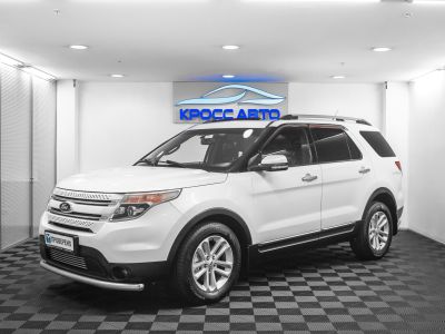 Ford Explorer, 3.5 л, АКПП, 2012 фото 3