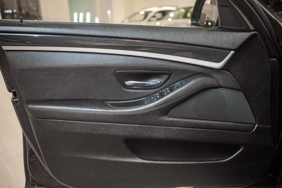 BMW 5 серия, 2.0 л, АТ, 2016 фото 11