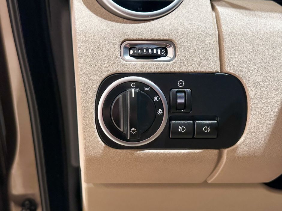 Land Rover Discovery, 3.0 л, АТ, 2012 фото 12