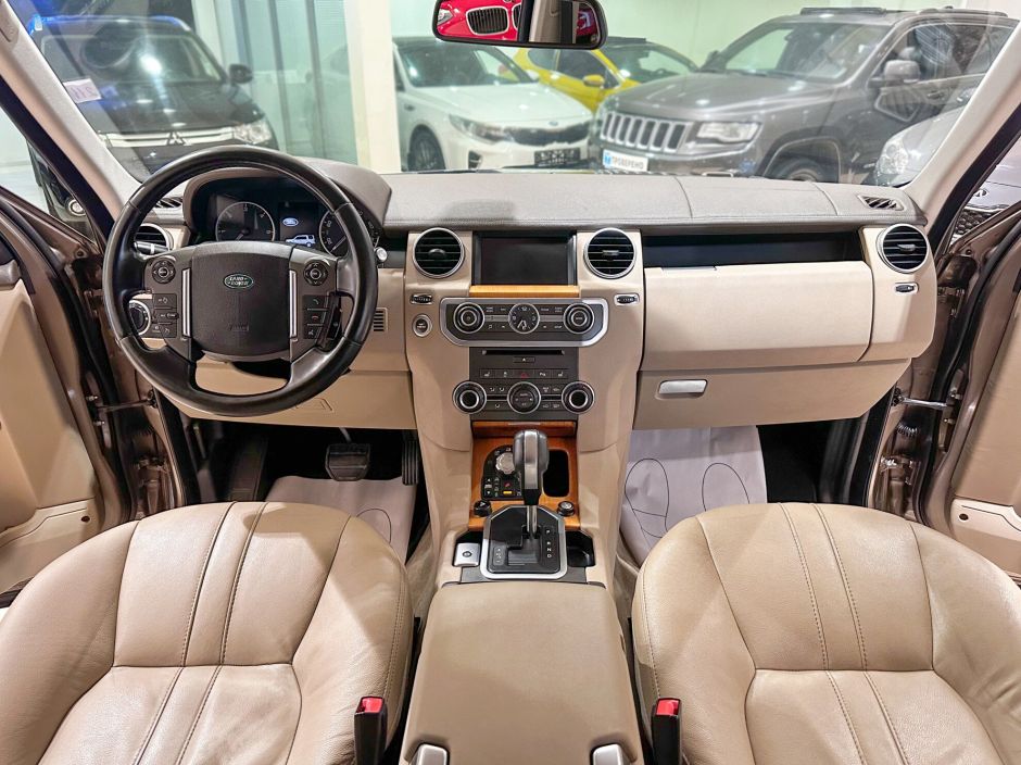 Land Rover Discovery, 3.0 л, АТ, 2012 фото 16