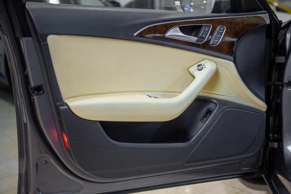 Audi A6, 2.8 л, Робот, 2014 фото 16