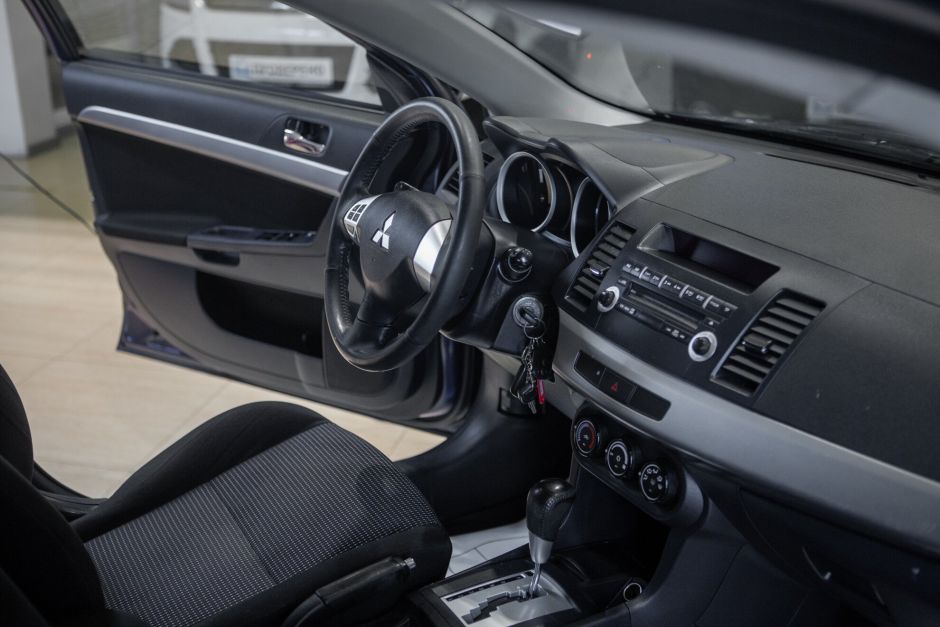 Mitsubishi Lancer, 1.5 л, АТ, 2011 фото 8