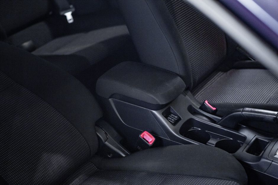 Mitsubishi Lancer, 1.5 л, АТ, 2011 фото 2