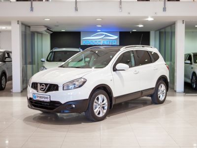 Nissan Qashqai+2, 2.0 л, CVT, 2011 фото 3