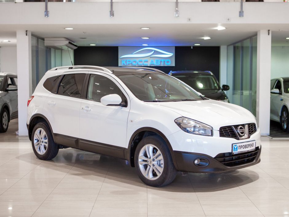 Nissan Qashqai+2, 2.0 л, Вариатор, 2011 фото 5