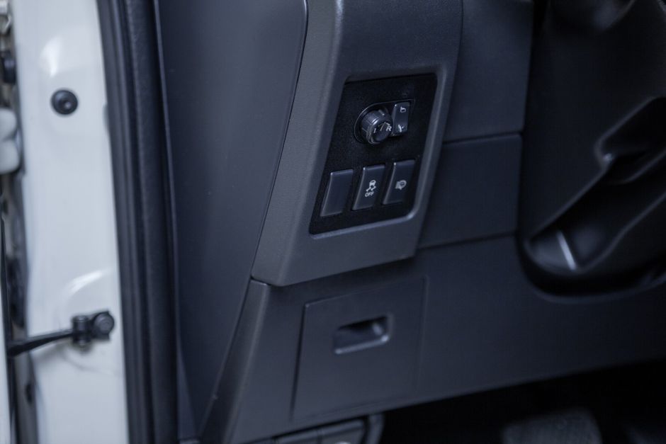 Nissan Qashqai+2, 2.0 л, Вариатор, 2011 фото 16