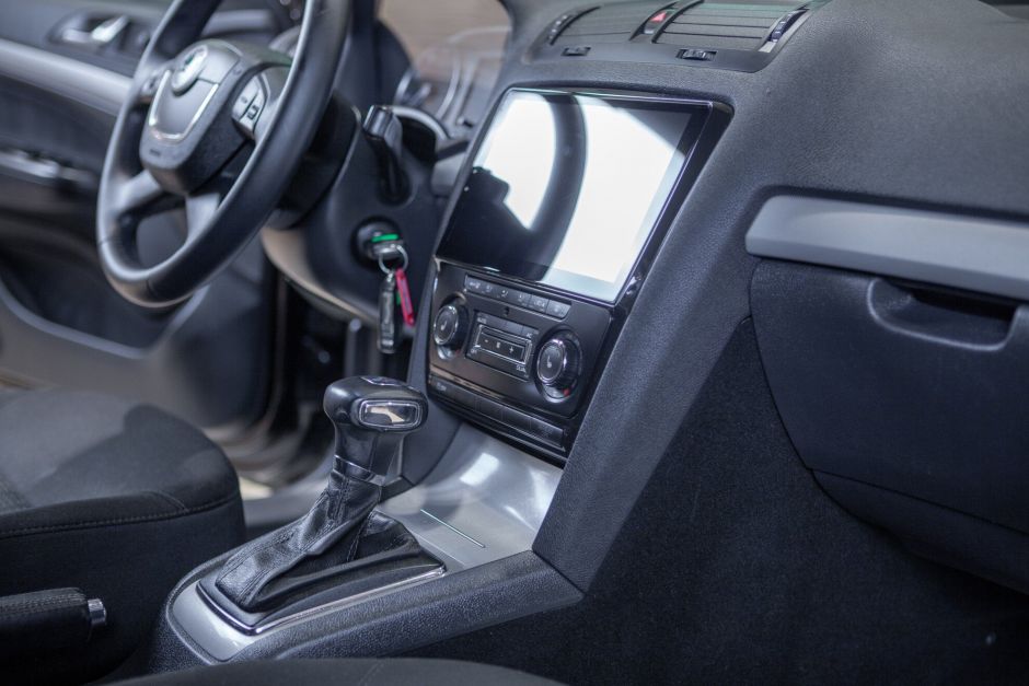 Skoda Octavia, 1.6 л, АТ, 2011 фото 12