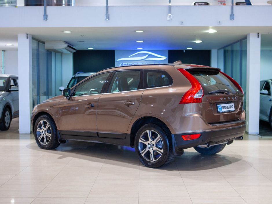 Volvo XC60, 2.4 л, АТ, 2012 фото 6