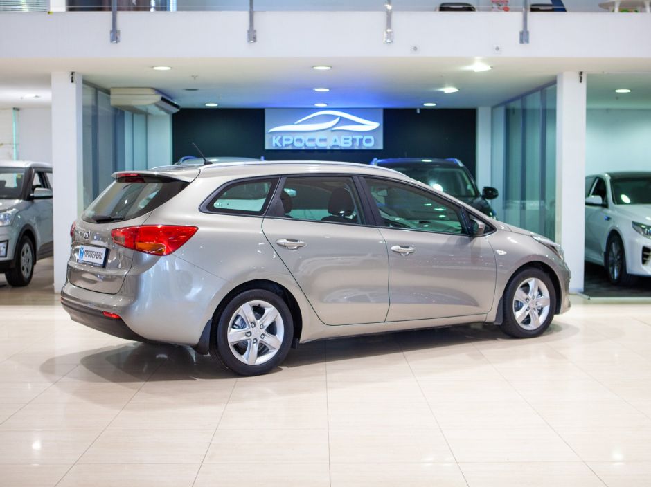 Kia Ceed, 1.6 л, АТ, 2015 фото 4