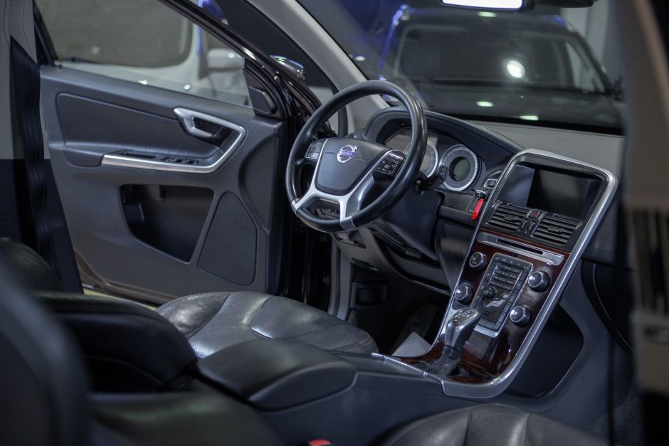 Volvo XC60, 2.4 л, АТ, 2013 фото 10