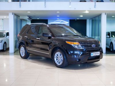 Ford Explorer, 3.5 л, АКПП, 2012 фото 5