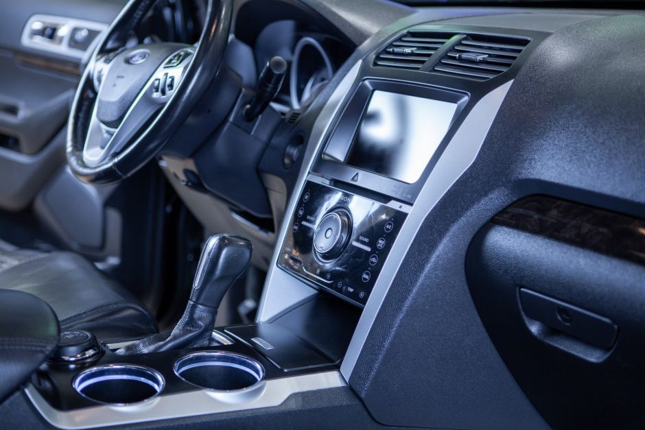 Ford Explorer, 3.5 л, АТ, 2012 фото 2