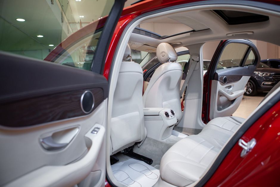 Mercedes-Benz C-класс, 2.0 л, АТ, 2014 фото 8