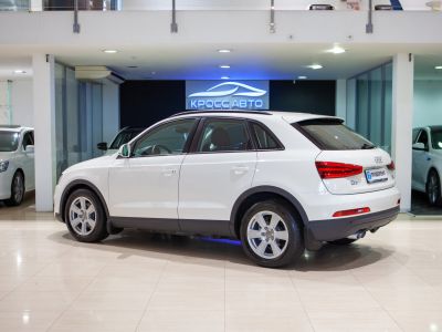 Audi Q3, 2.0 л, РКПП, 2012 фото 6