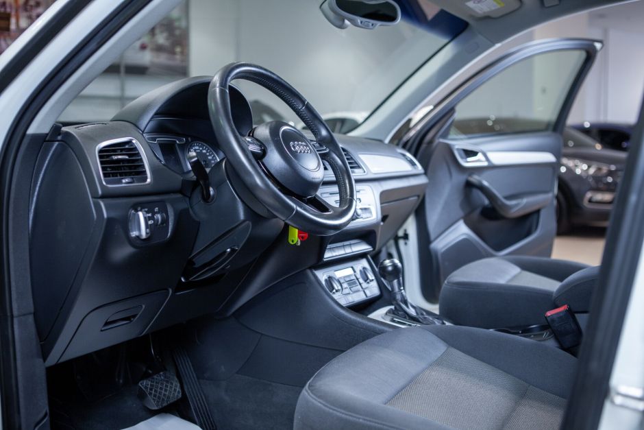 Audi Q3, 2.0 л, Робот, 2012 фото 7