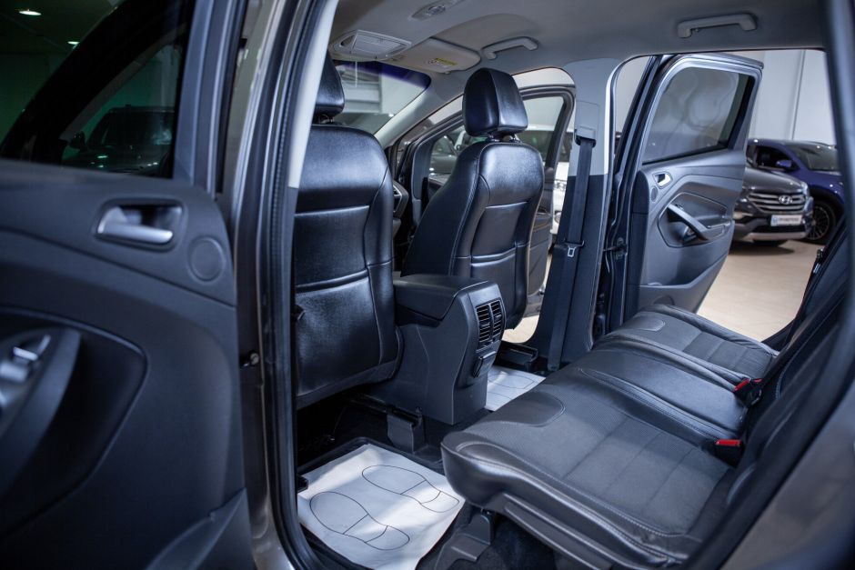 Ford Kuga, 1.6 л, АТ, 2013 фото 8