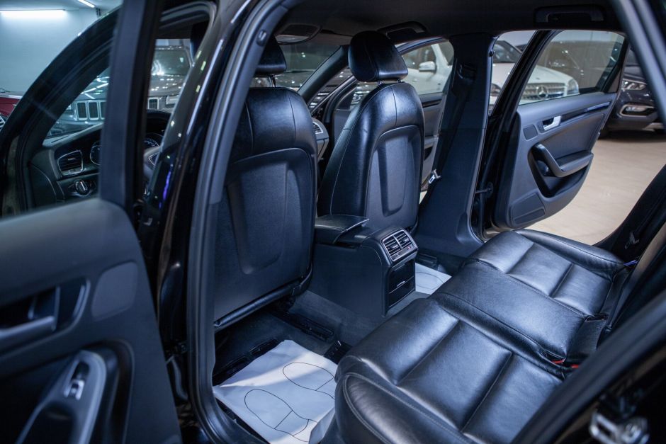 Audi A4, 1.8 л, Вариатор, 2012 фото 1