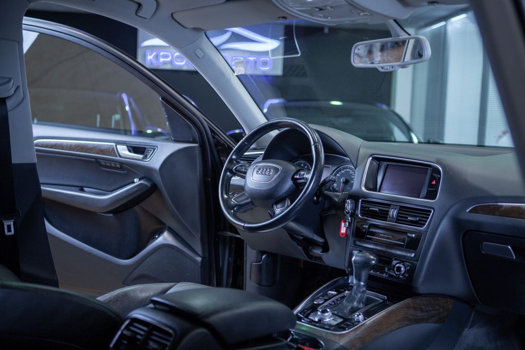 Audi Q5, 2.0 л, АТ, 2012 фото 7