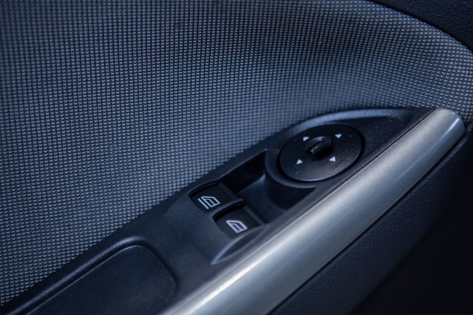 Ford Focus, 1.6 л, Робот, 2013 фото 8