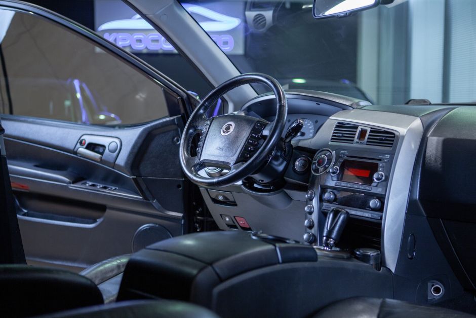 SsangYong Kyron, 2.0 л, АТ, 2012 фото 7