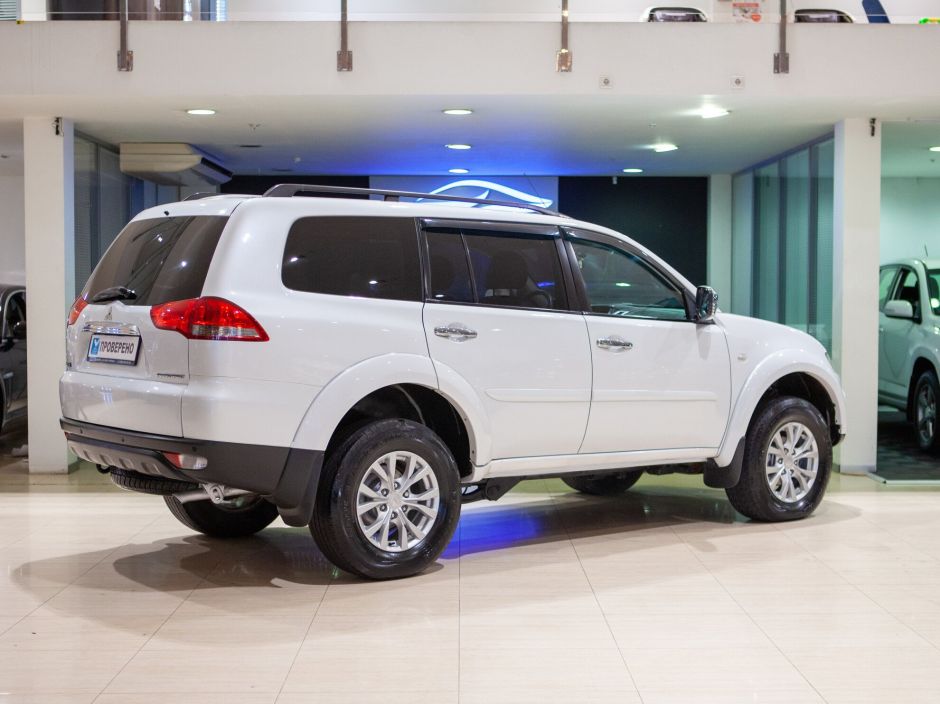 Mitsubishi Pajero Sport, 2.5 л, АТ, 2013 фото 4
