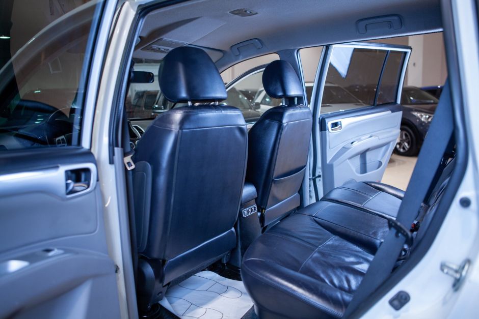 Mitsubishi Pajero Sport, 2.5 л, АТ, 2013 фото 8