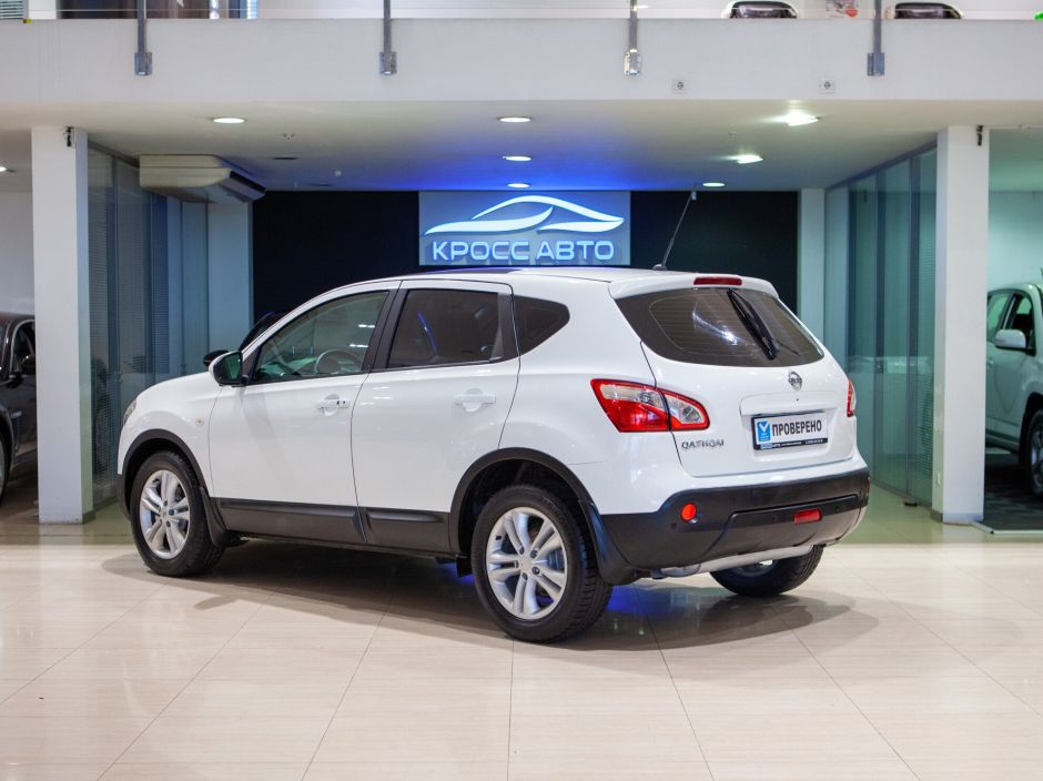 Nissan Qashqai, 1.6 л, Вариатор, 2012 фото 6