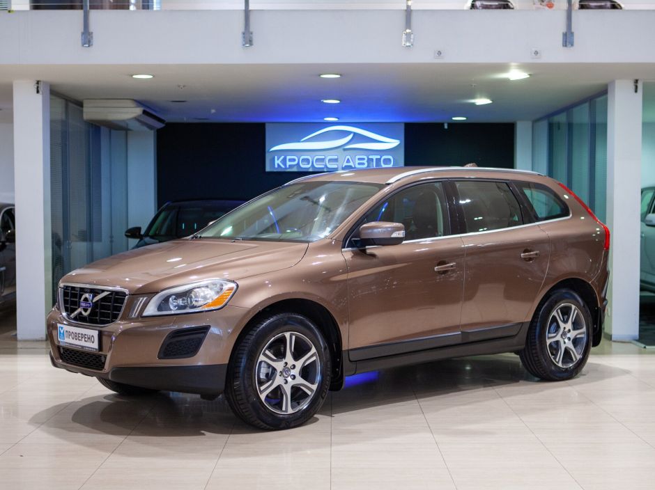 Volvo XC60, 2.4 л, АТ, 2010 фото 3