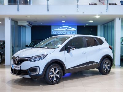 Renault Kaptur, 2.0 л, МКПП, 2020 фото 3