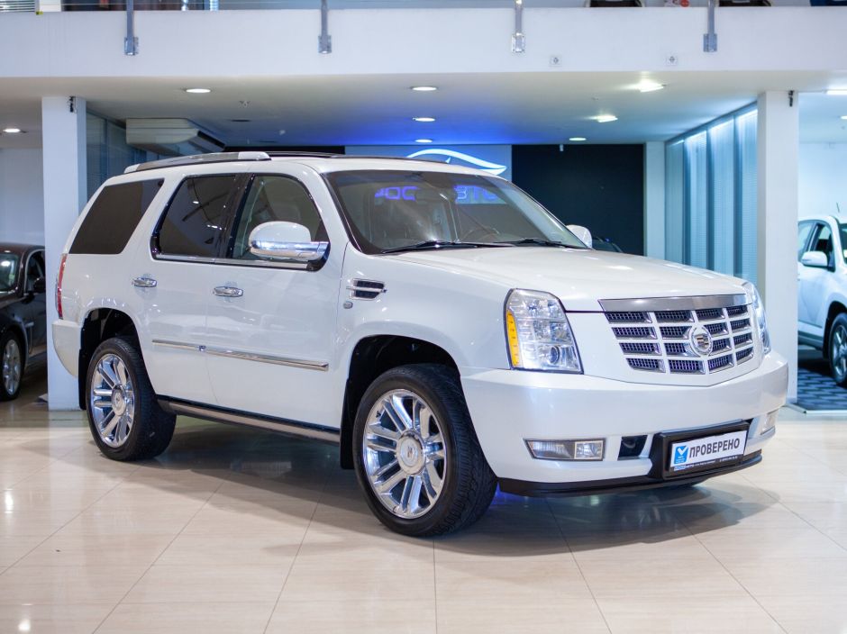 Cadillac Escalade, 6.2 л, АТ, 2011 фото 5